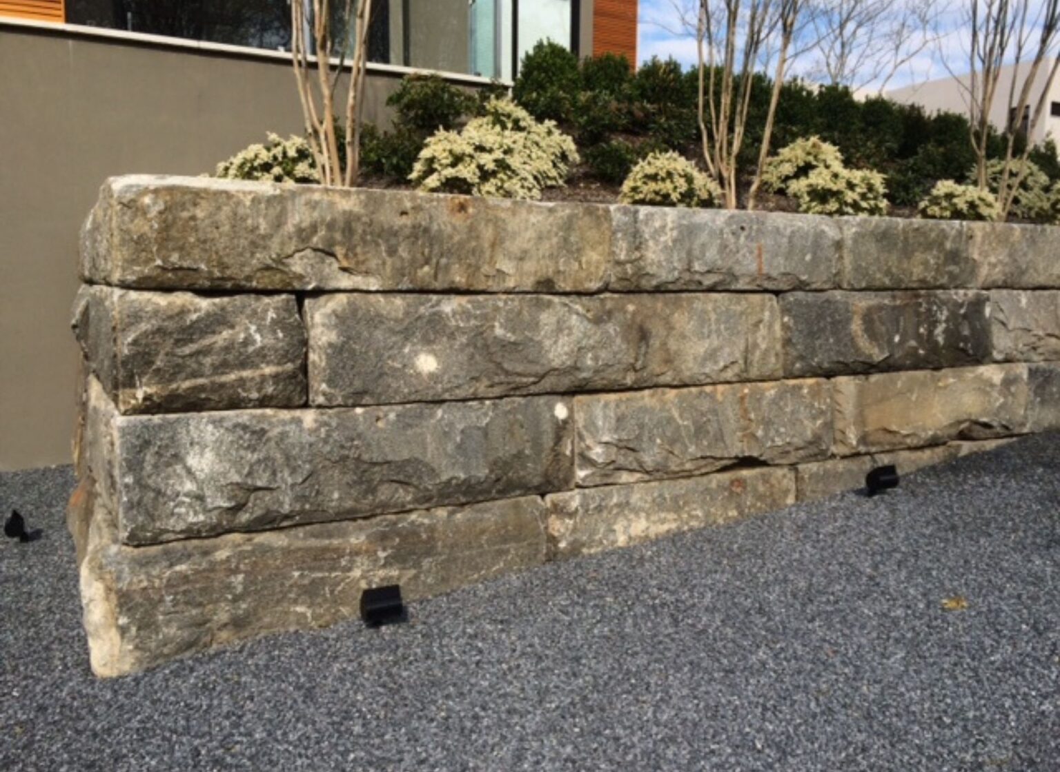 stone-block-retaining-walls-stacked granite-3