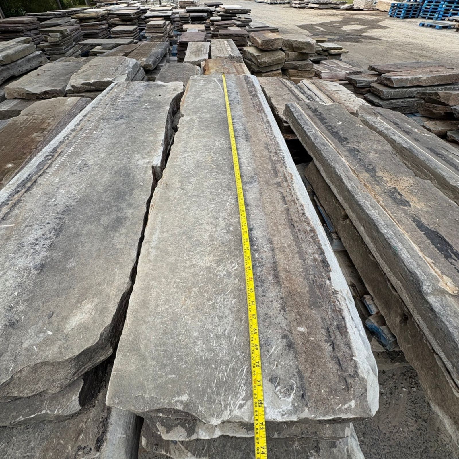 reclaimed-curbing-sandstone-pallet-3