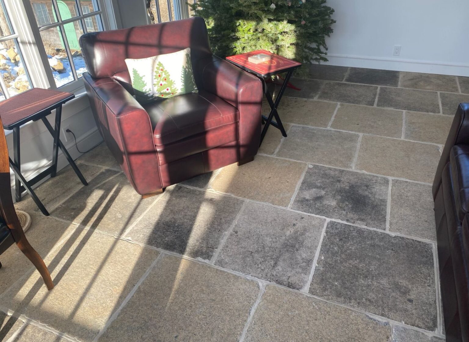reclaimed-stone-floors-interior-granite-squares