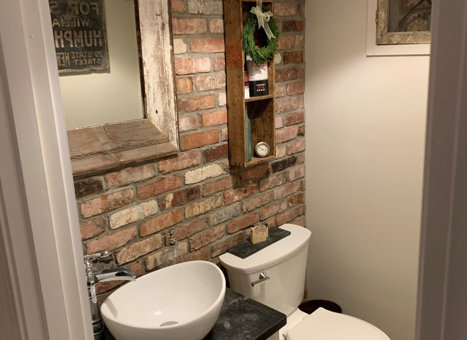 Reclaimed-Thin-Brick-Bathroom-Wall-1-