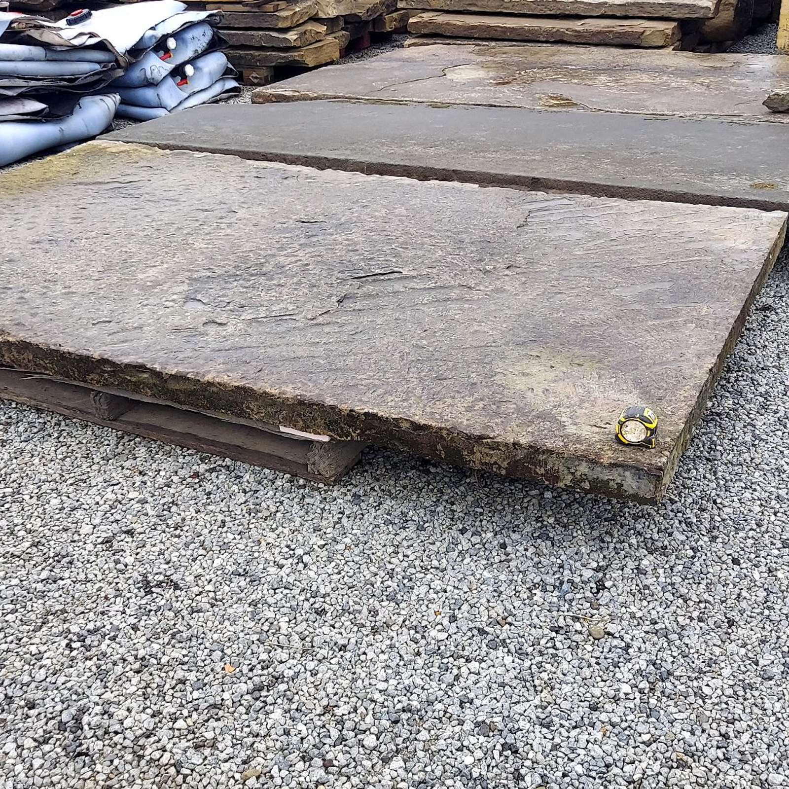 reclaimed-sandstone-sidewalk-large-format-1