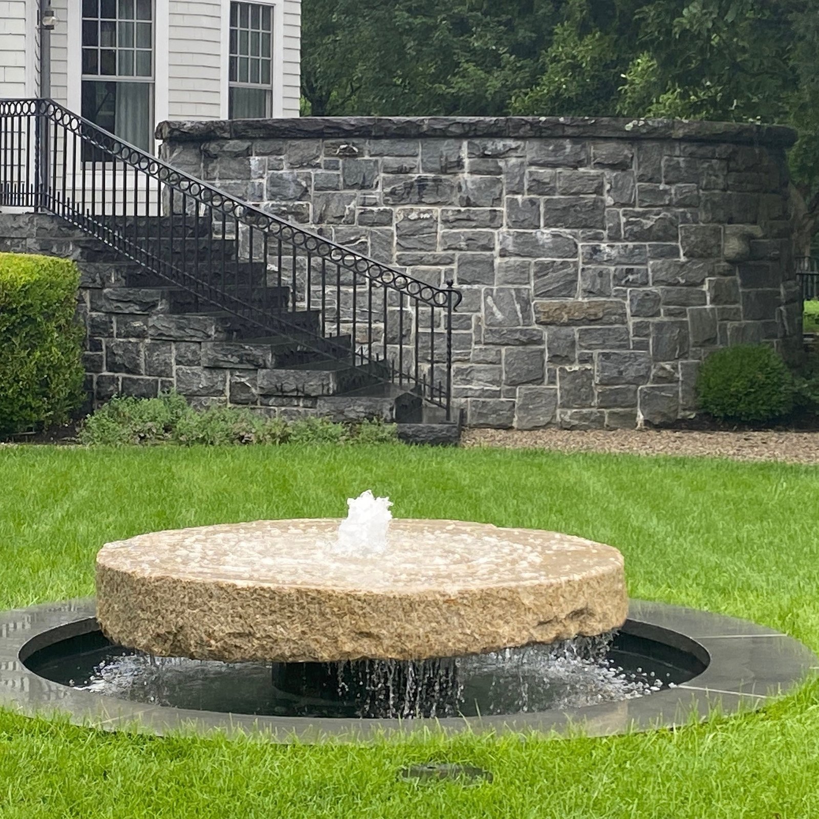 Millstone-Fountain__2_