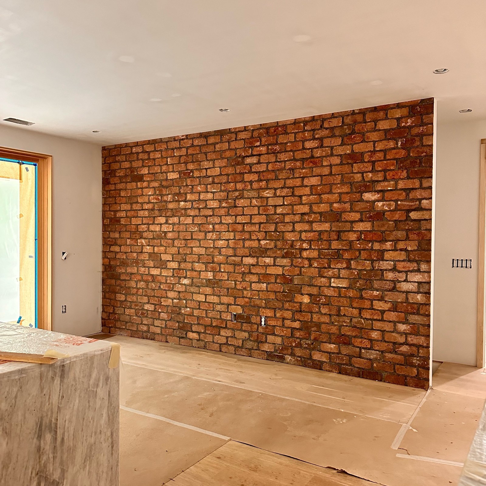 flooronwall_2024