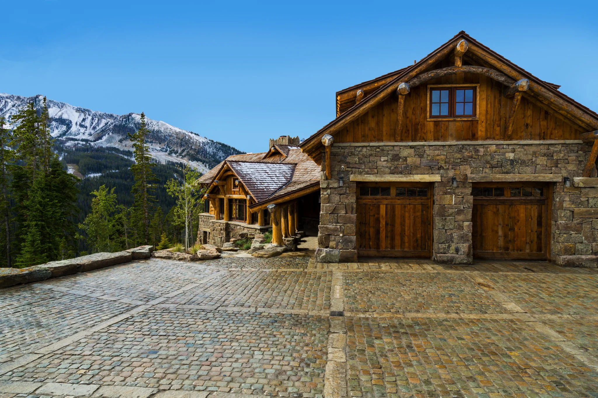 reclaimed stone driveway